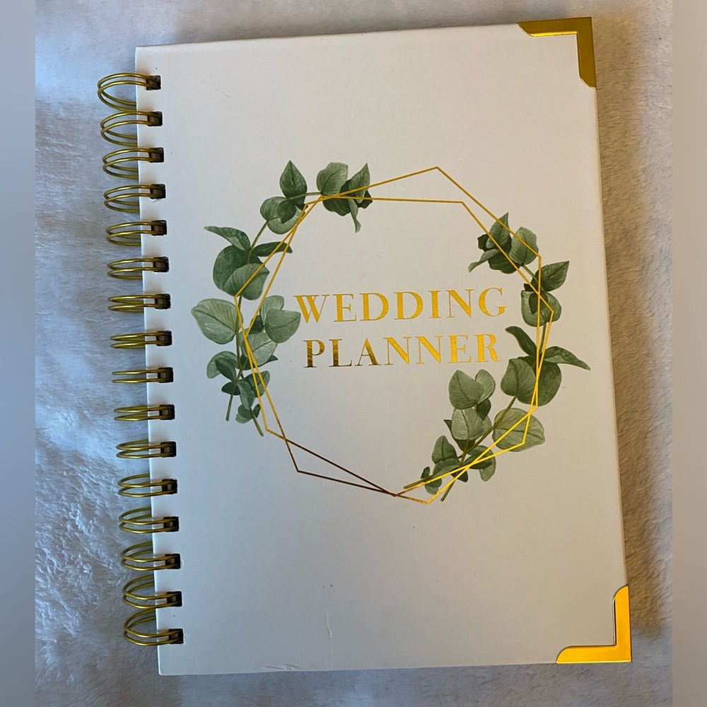 Comprehensive Wedding Planner Book